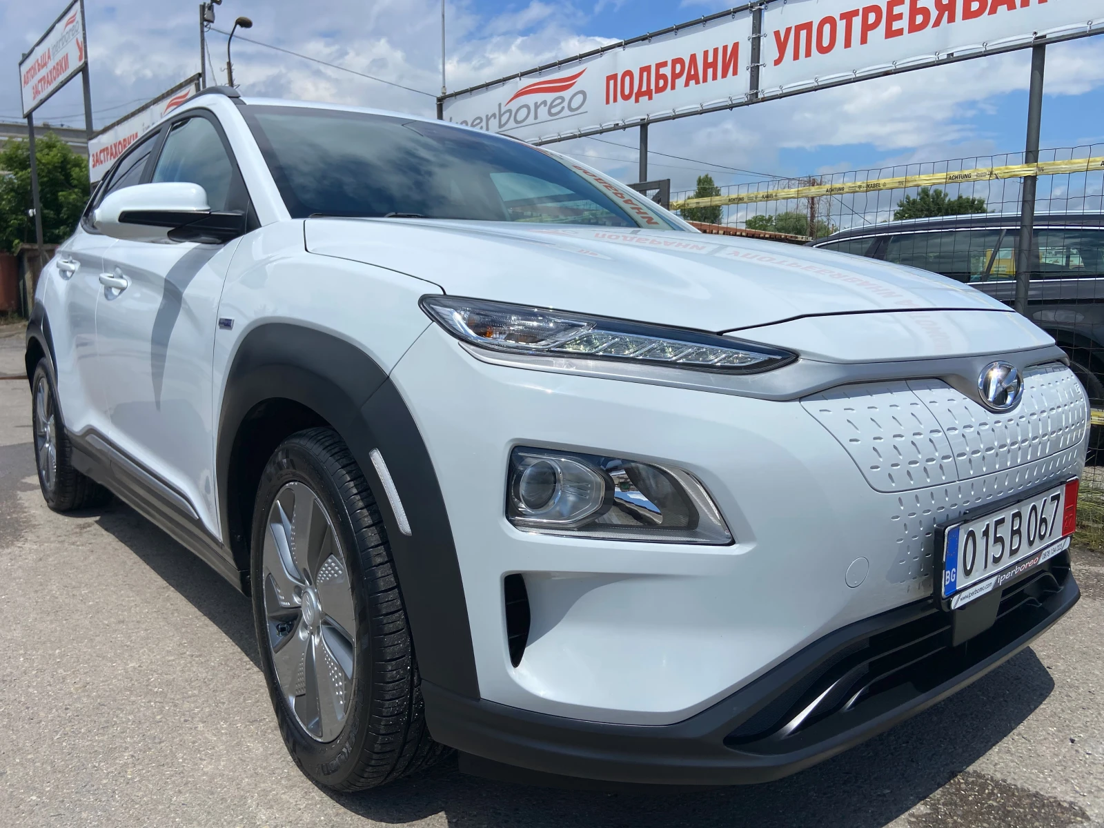 Hyundai Kona 64kw-204кс-Термо помпа!, снимка 3 - Автомобили и джипове - 54777409