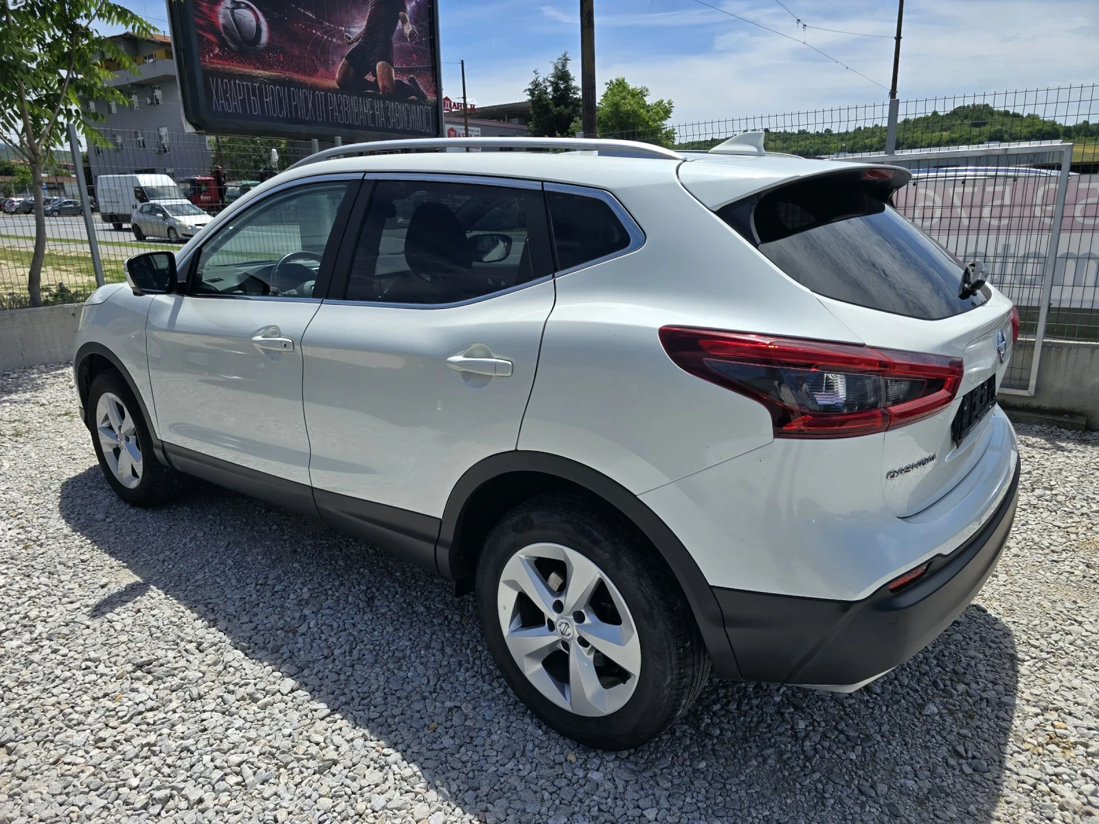 Nissan Qashqai 1.2 PROBLEM AUTOMAT!!!!!Проблем скорости!!!, снимка 6 - Автомобили и джипове - 54925243