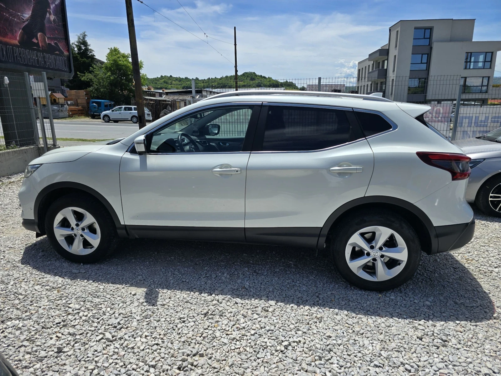 Nissan Qashqai 1.2 PROBLEM AUTOMAT!!!!!Проблем скорости!!!, снимка 7 - Автомобили и джипове - 54925243