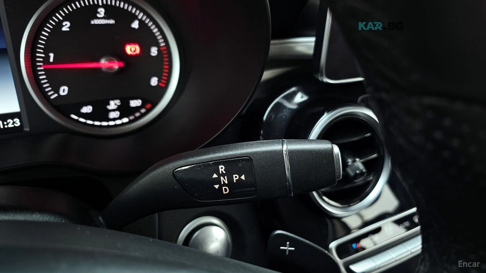 Mercedes-Benz GLC 220 * AMG* COUPE* 4MATIC* ПОДГРЕВ* 360* ШИБИДАХ* , снимка 9 - Автомобили и джипове - 55135042