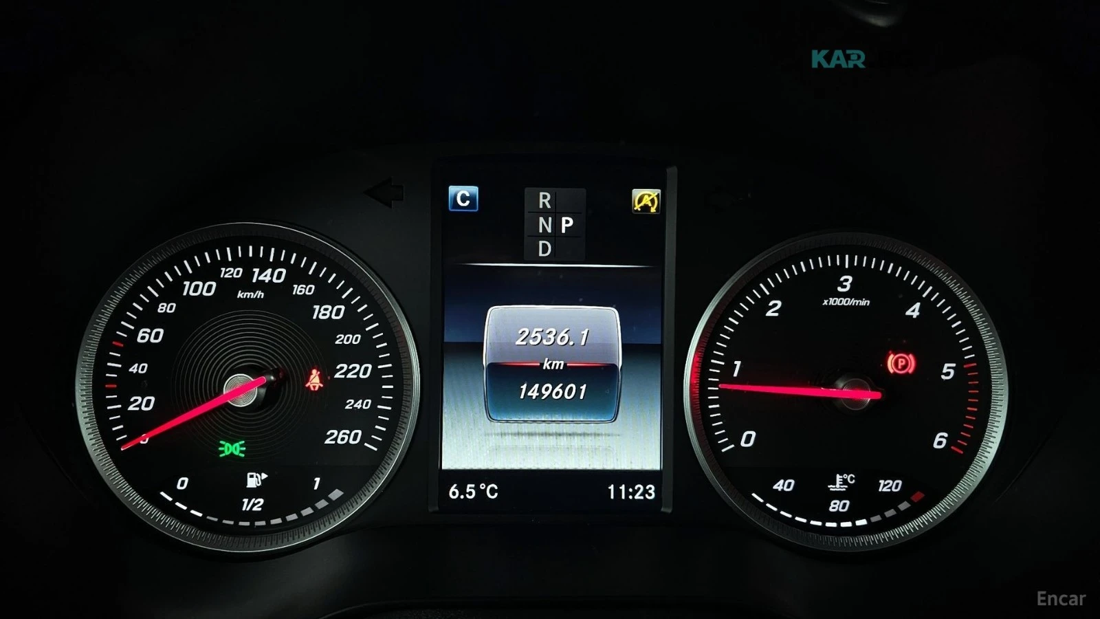 Mercedes-Benz GLC 220 * AMG* COUPE* 4MATIC* ПОДГРЕВ* 360* ШИБИДАХ* , снимка 8 - Автомобили и джипове - 55135042
