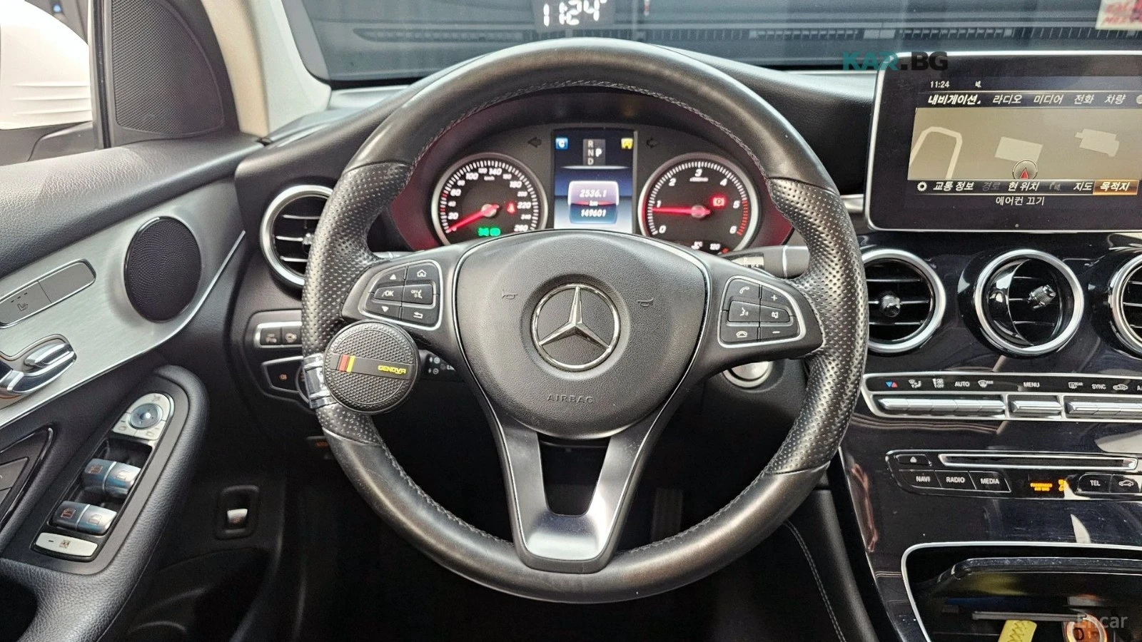 Mercedes-Benz GLC 220 * AMG* COUPE* 4MATIC* ПОДГРЕВ* 360* ШИБИДАХ* , снимка 14 - Автомобили и джипове - 55135042