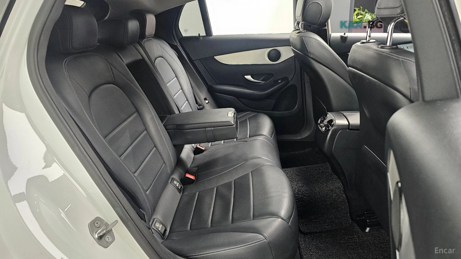 Mercedes-Benz GLC 220 * AMG* COUPE* 4MATIC* ПОДГРЕВ* 360* ШИБИДАХ* , снимка 12 - Автомобили и джипове - 55135042