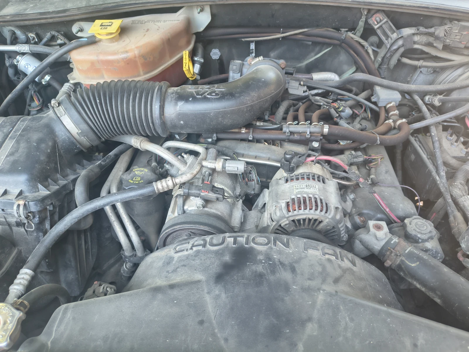 Jeep Cherokee Liberty 3.7, снимка 10 - Автомобили и джипове - 55673810
