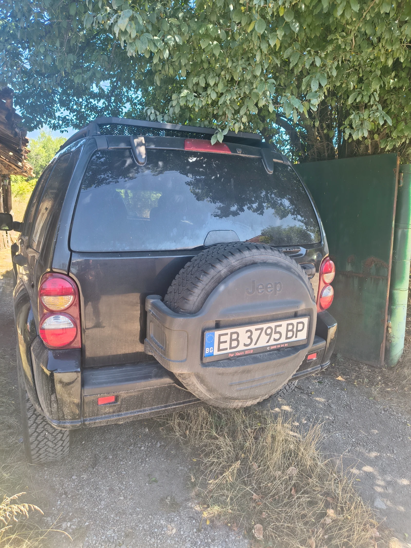 Jeep Cherokee Liberty 3.7, снимка 8 - Автомобили и джипове - 55673810