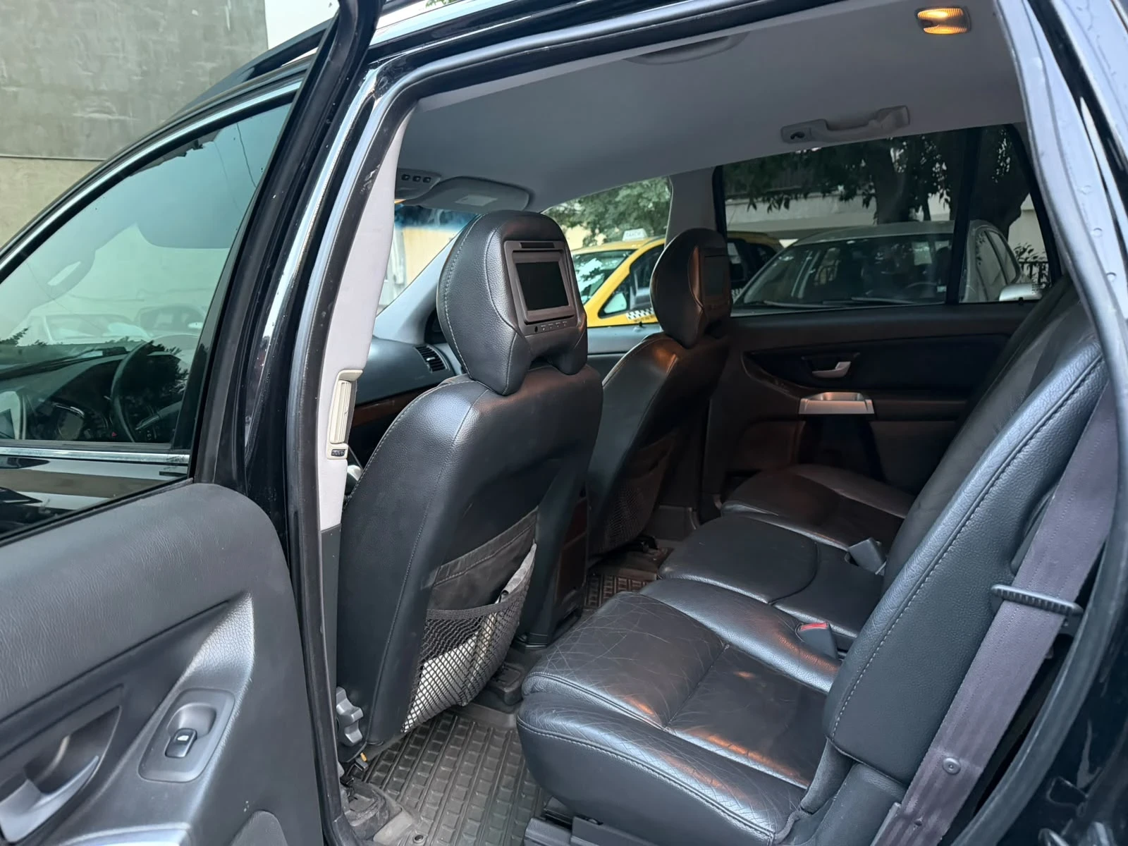 Volvo Xc90 2400, снимка 5 - Автомобили и джипове - 56057057