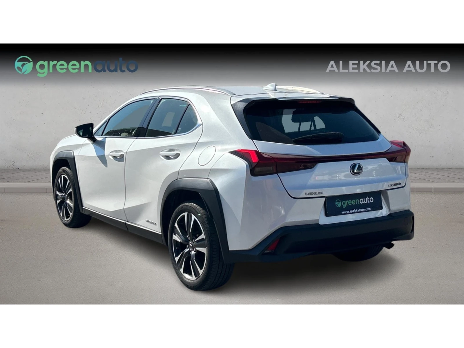 Lexus UX 250h 2.0 4X4 184к.с., Месечна вноска от 444  , снимка 2 - Автомобили и джипове - 56133641