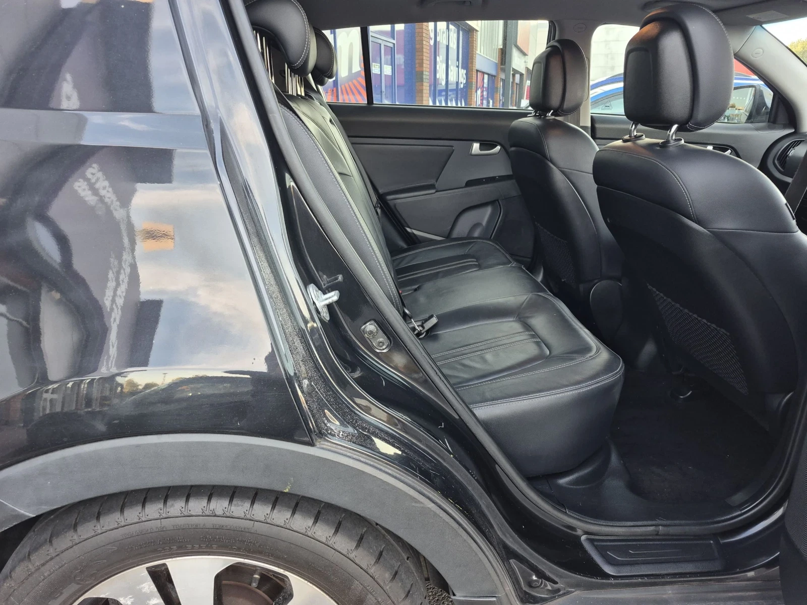 Kia Sportage 1.7 Diesel   НОВ ВНОС , снимка 9 - Автомобили и джипове - 56269869