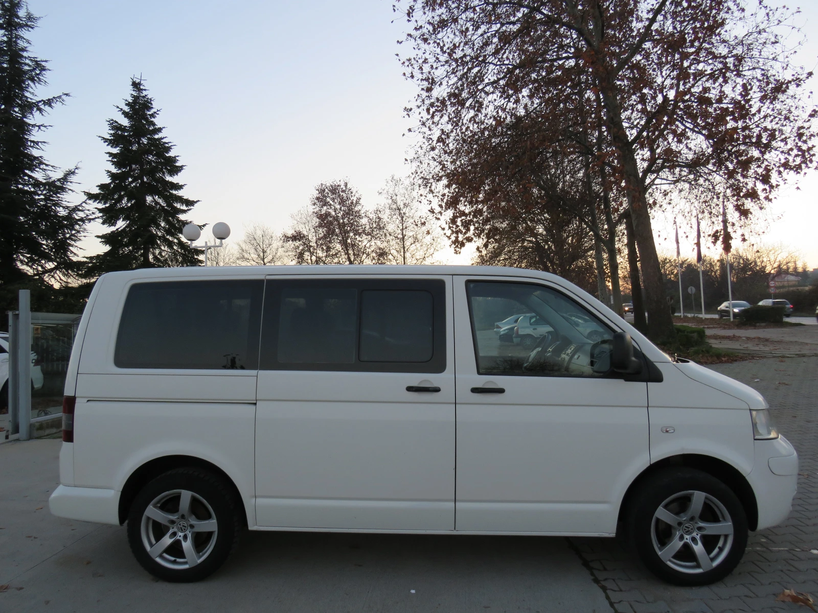VW Transporter * * * DIESEL DSG 9-МЕСТЕН* * *  - изображение 4