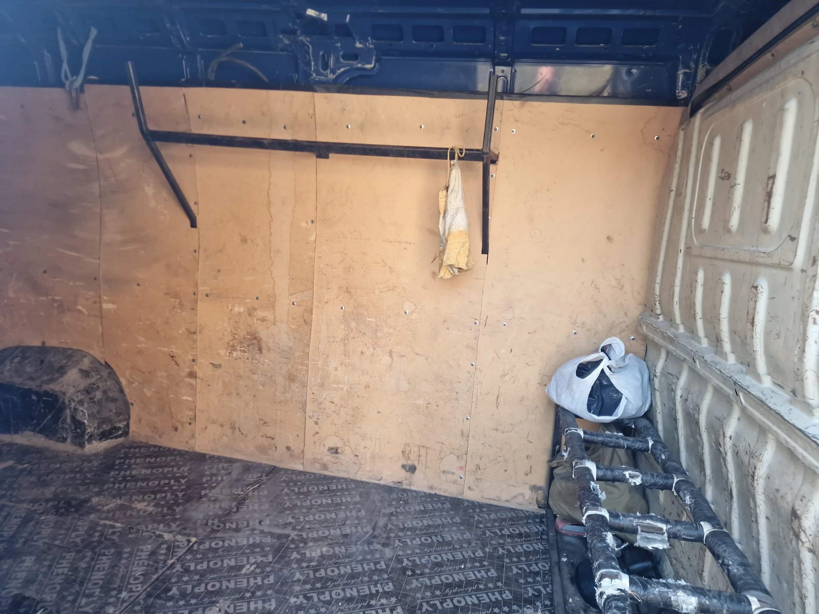 Peugeot Boxer фургон, снимка 9 - Бусове и автобуси - 53895736