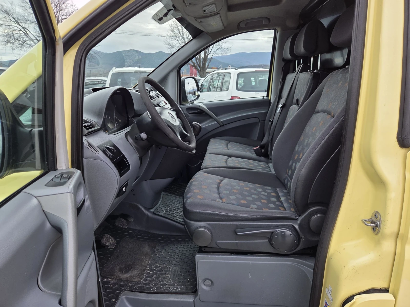 Mercedes-Benz Vito 115 cdi, снимка 7 - Бусове и автобуси - 54382172