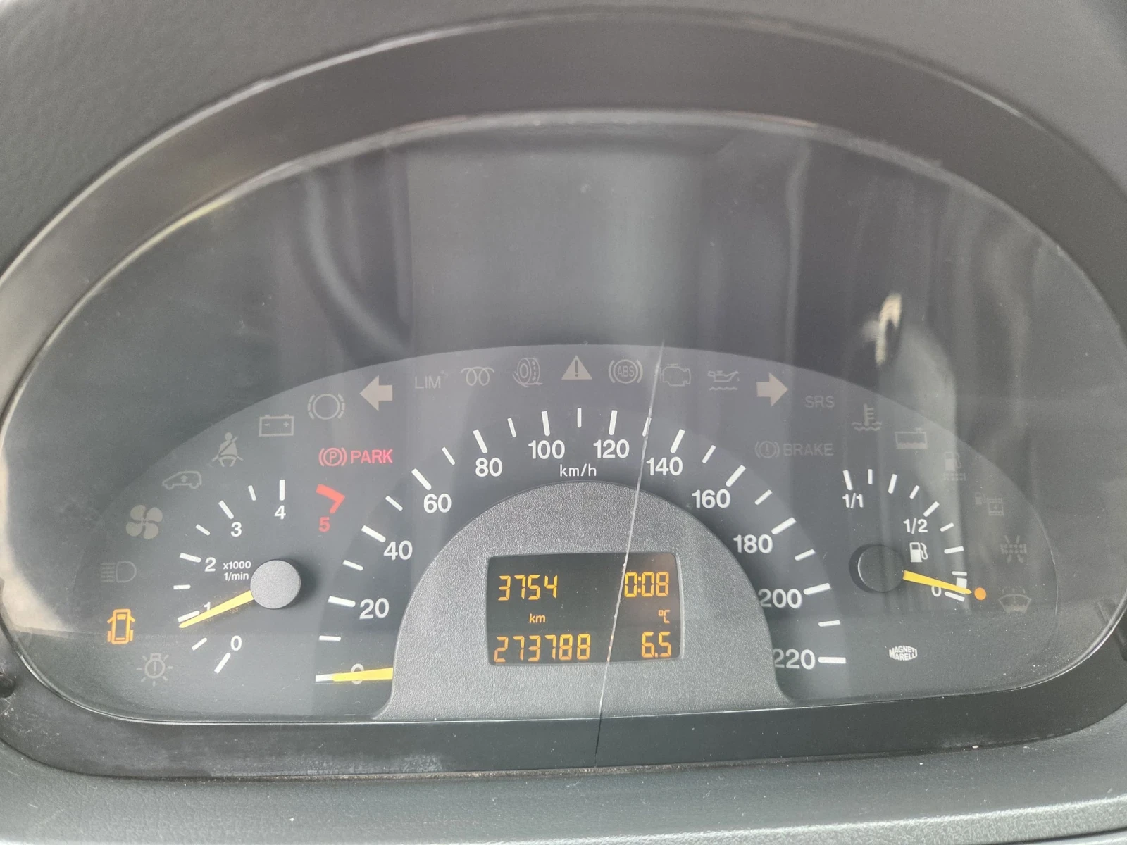 Mercedes-Benz Vito 115 cdi, снимка 12 - Бусове и автобуси - 54382172