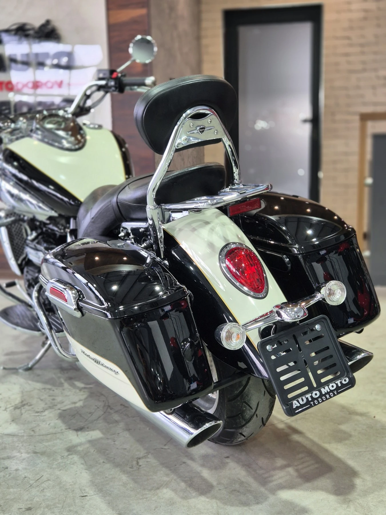 Triumph Rocket III 2300 Touring Нов внос от Швейцария!!!, снимка 8 - Мотоциклети и мототехника - 55317276