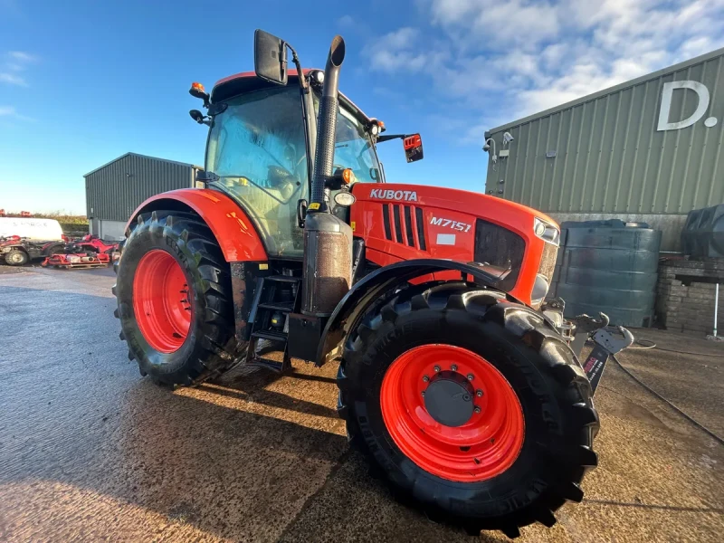 Трактор Kubota Kubota M7151