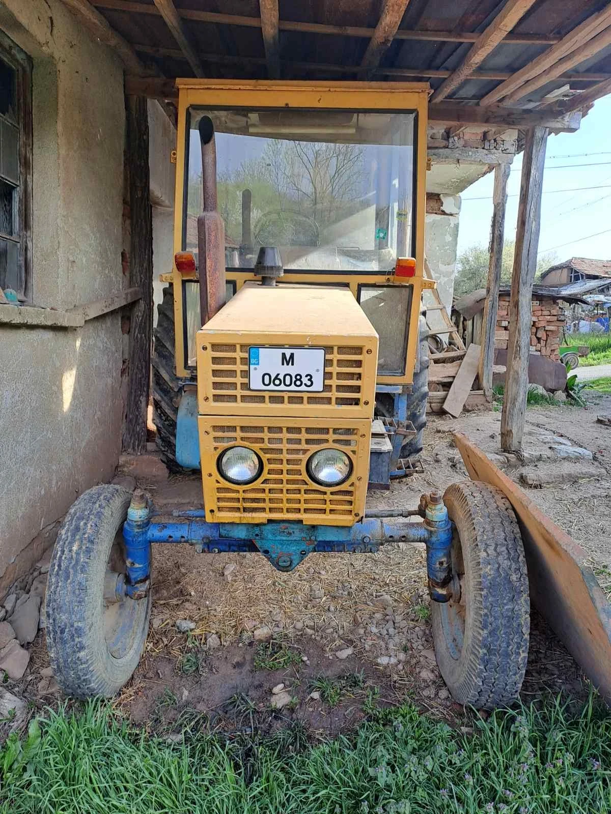 Трактор Болгар KT80