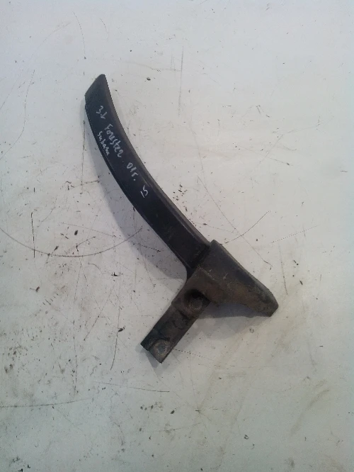 Лайсна задна лява за субару форестър 2.0