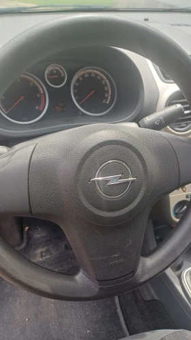 Обява за продажба на Opel Corsa DДD ~4 000 лв. - изображение 4