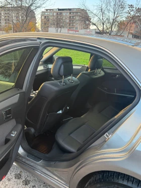 Mercedes-Benz E 350, снимка 7