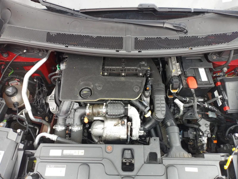 Peugeot 3008 1.6 Blue-HDi* CAMERA* NAVI* LED* 159600км* , снимка 17 - Автомобили и джипове - 49892888