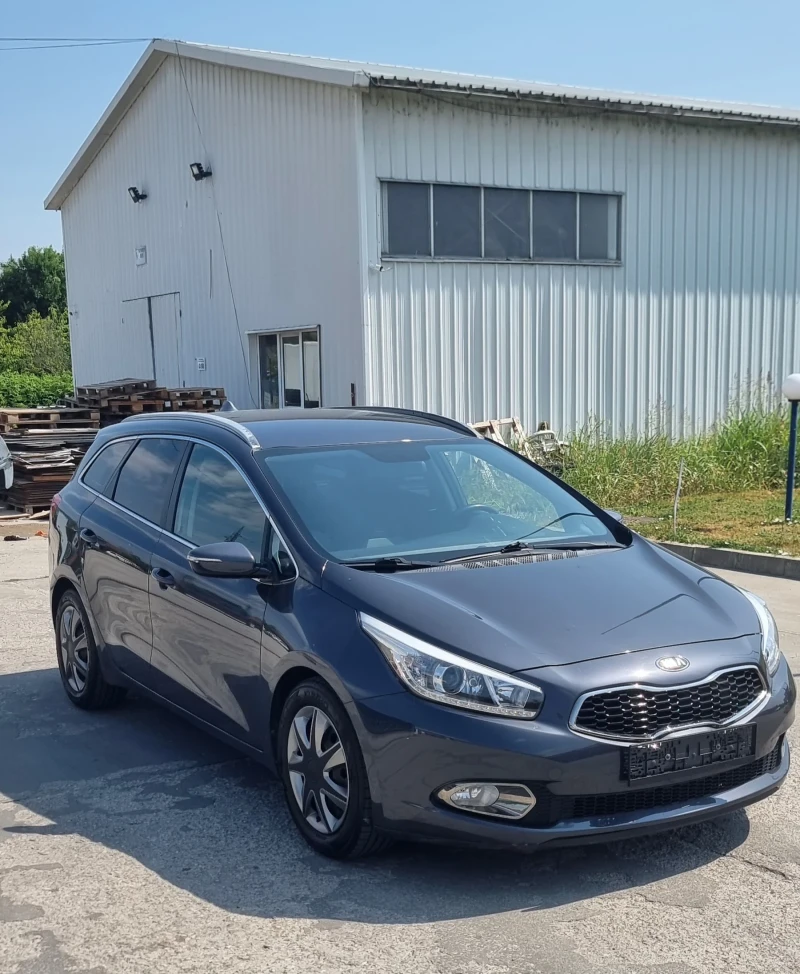 Kia Ceed 1.6i  Бензин, Щвейцария, снимка 2 - Автомобили и джипове - 50740105