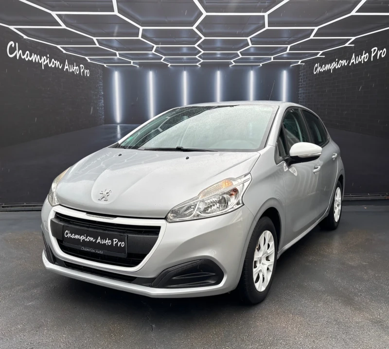 Peugeot 208 Неразличимо от Ново, снимка 2 - Автомобили и джипове - 50827954