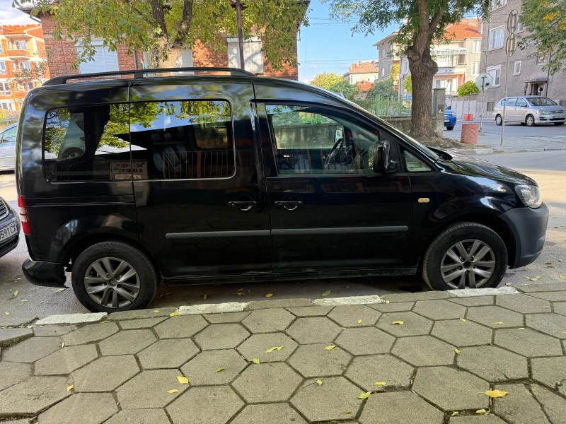 VW Caddy, снимка 5 - Автомобили и джипове - 52430685