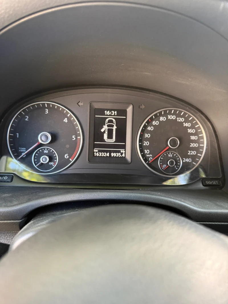 VW Caddy, снимка 6 - Автомобили и джипове - 52430685