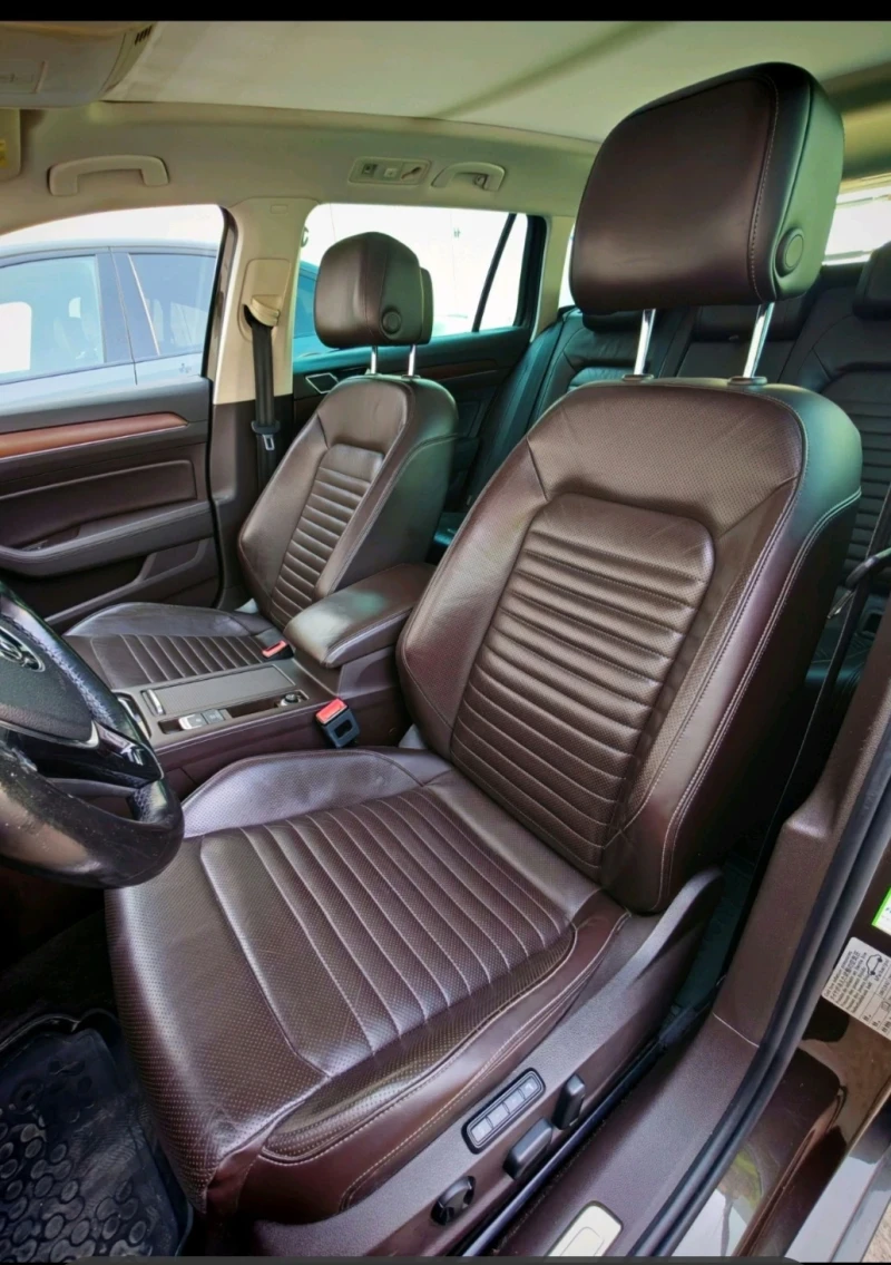 VW Passat, снимка 13 - Автомобили и джипове - 52025335