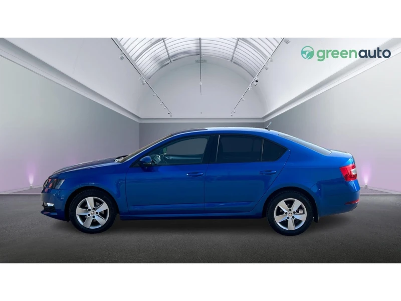Skoda Octavia 1.6 TDi, Месечна вноска от 370 лв., снимка 3 - Автомобили и джипове - 52391246