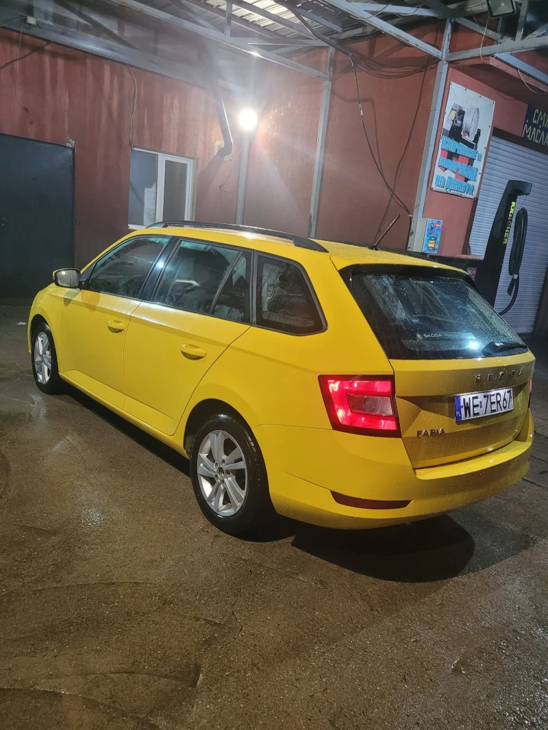 Skoda Fabia Комби , снимка 5 - Автомобили и джипове - 52485470