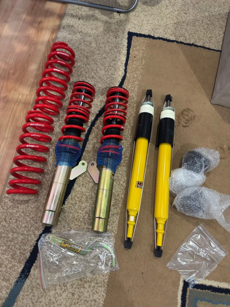 BMW 330, снимка 16 - Автомобили и джипове - 53393762