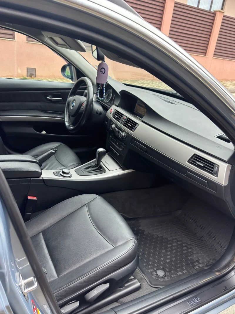 BMW 330, снимка 7 - Автомобили и джипове - 53393762