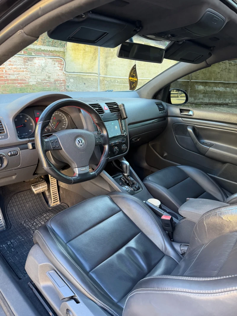 VW Golf 2.0TDI DSG, снимка 8 - Автомобили и джипове - 53541118