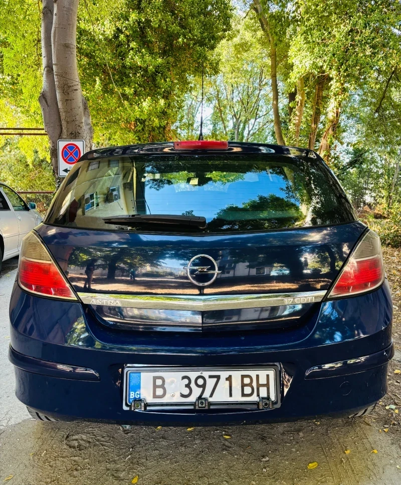 Opel Astra 1.7 CDTI, снимка 5 - Автомобили и джипове - 52891519