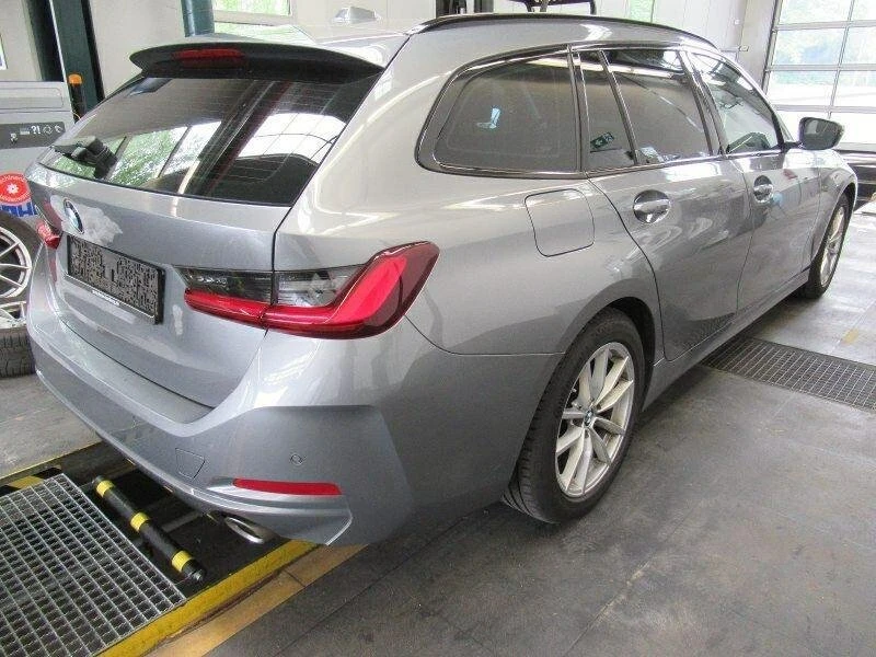 BMW 318, снимка 9 - Автомобили и джипове - 55666596