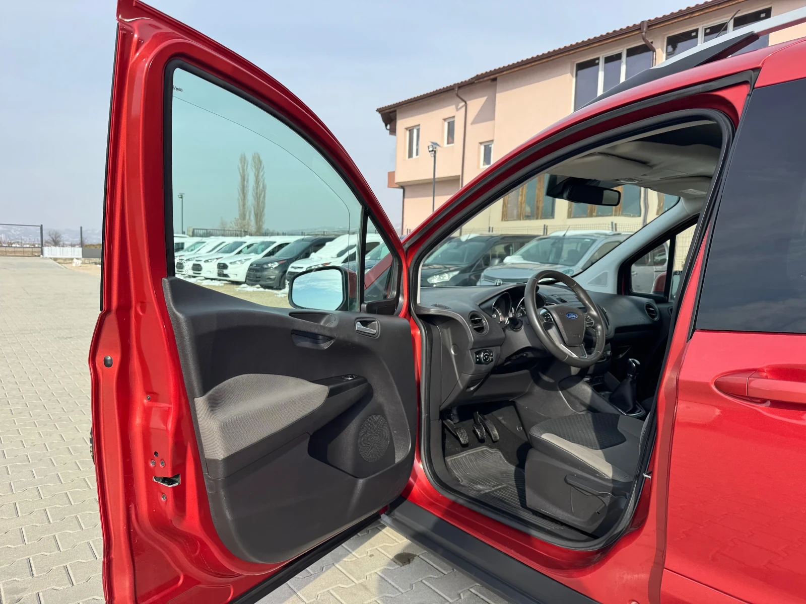 Ford Courier 1.5TDCI EURO-6 - изображение 8