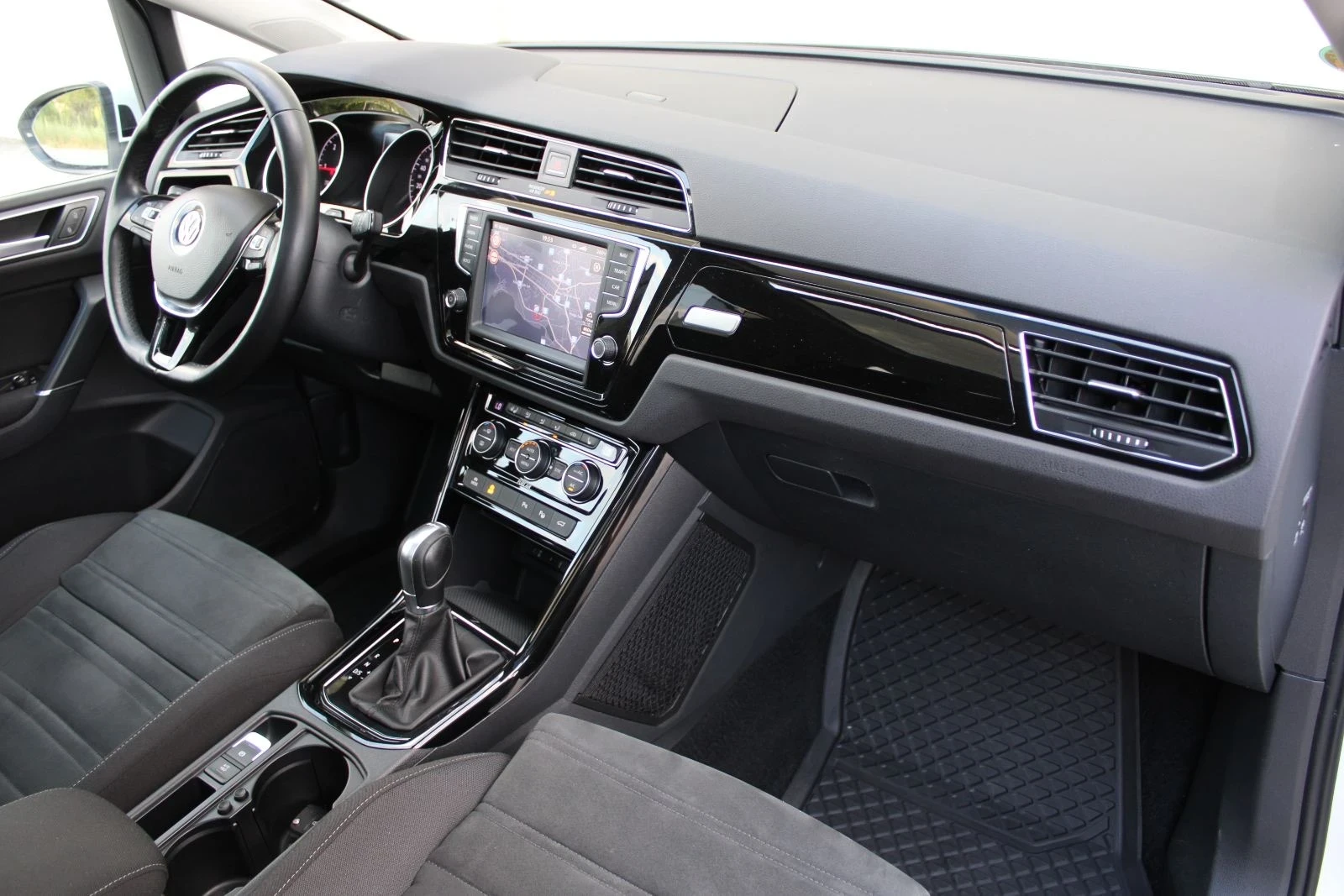 VW Touran | Mobile.bg   13