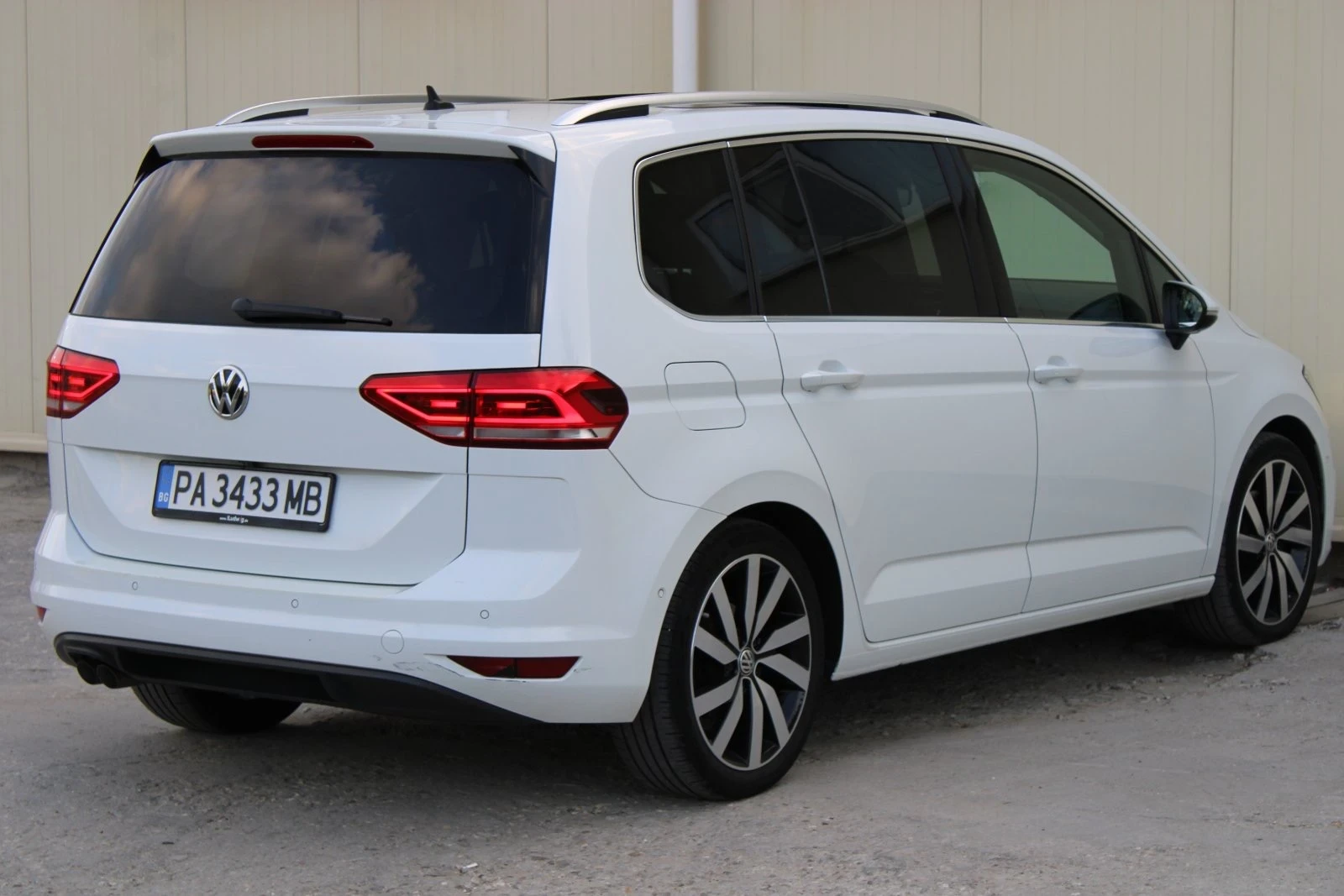 VW Touran  - изображение 2