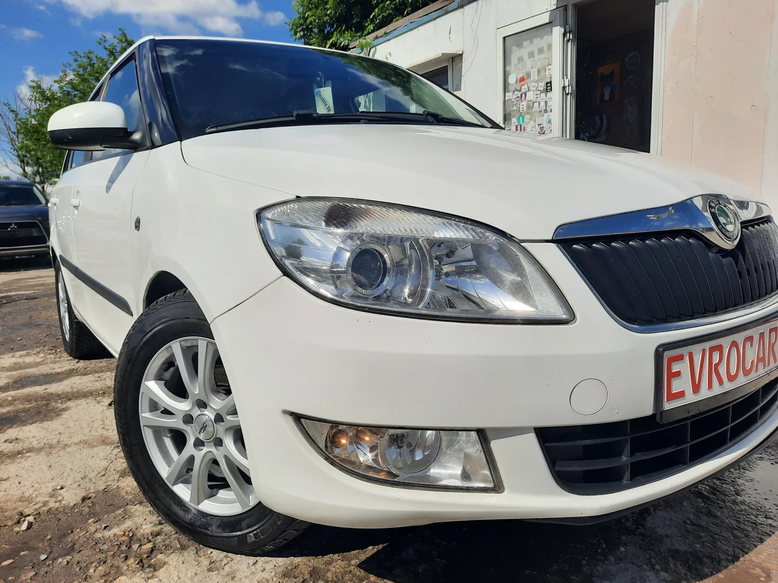 Skoda Fabia 2011та КАТО НОВА - изображение 2