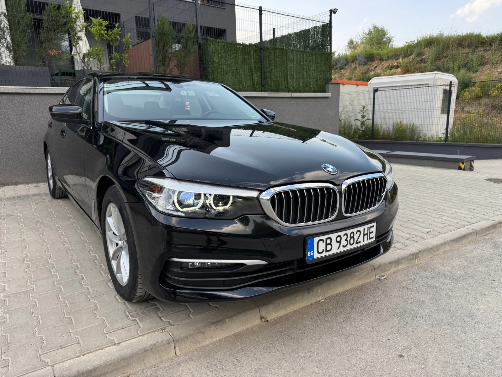 BMW 530E plug-in hybrid - изображение 4