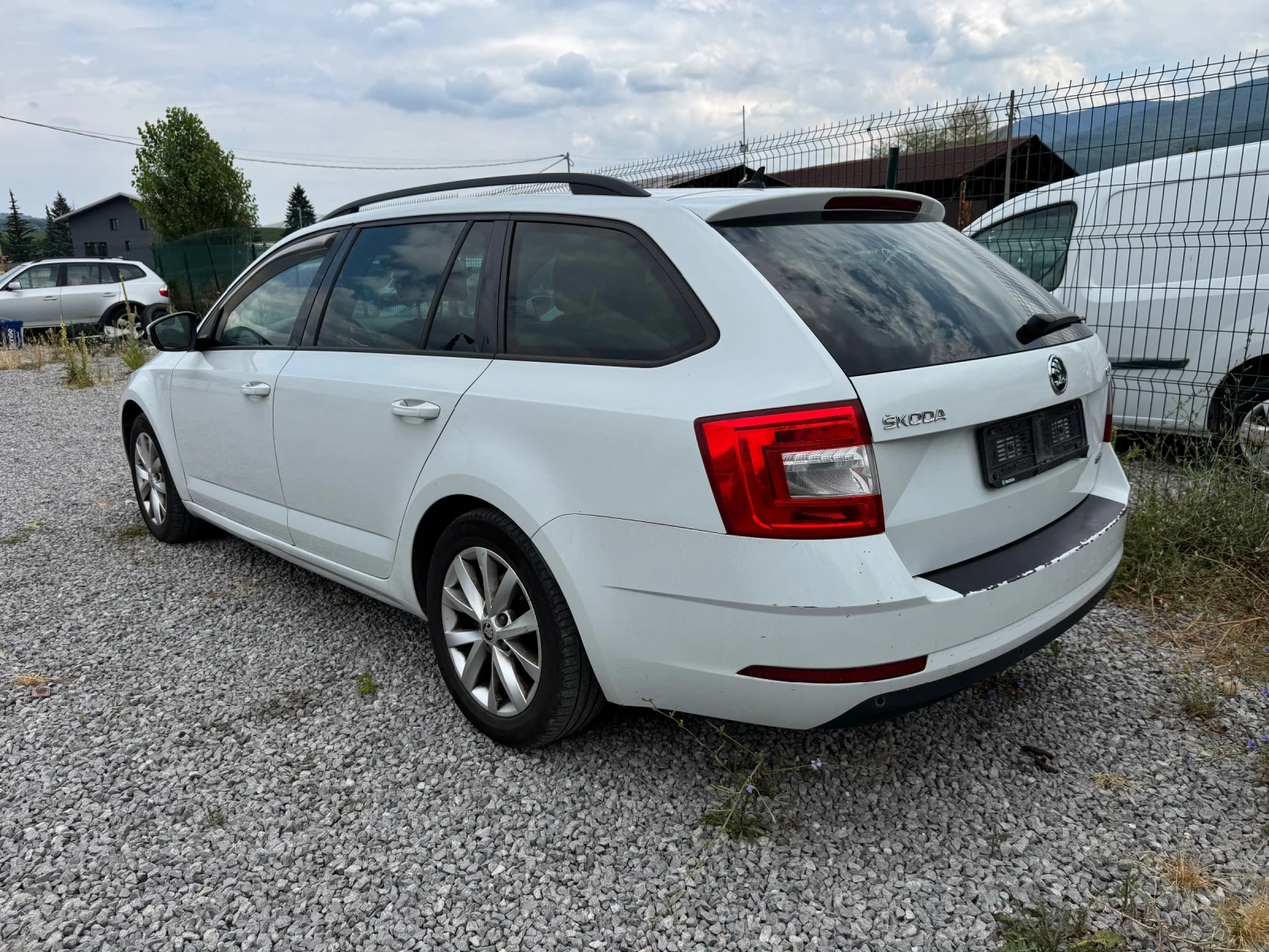 Skoda Octavia 1.4G-TEC - изображение 5