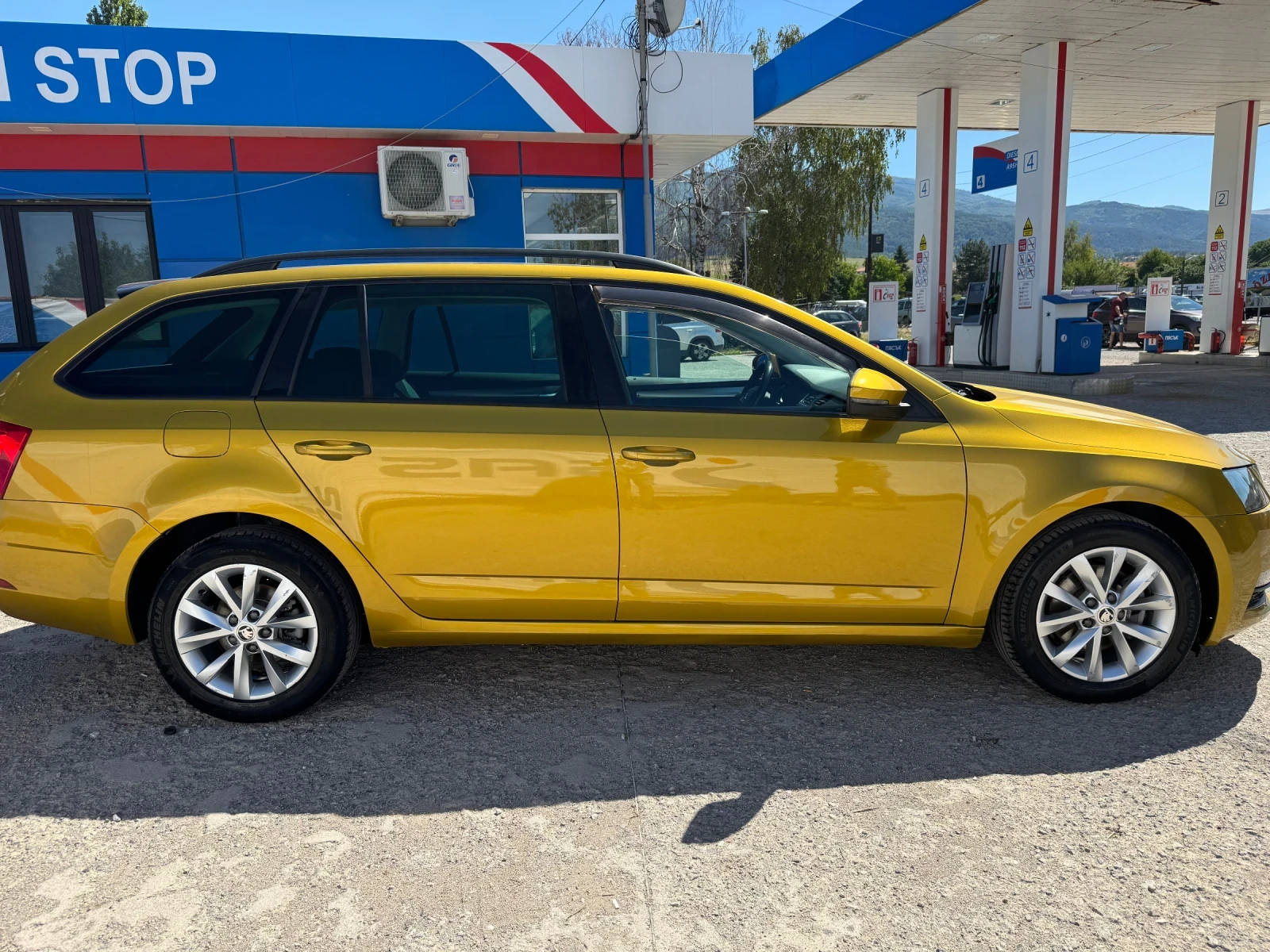 Skoda Octavia 1.4G-TEC - изображение 8