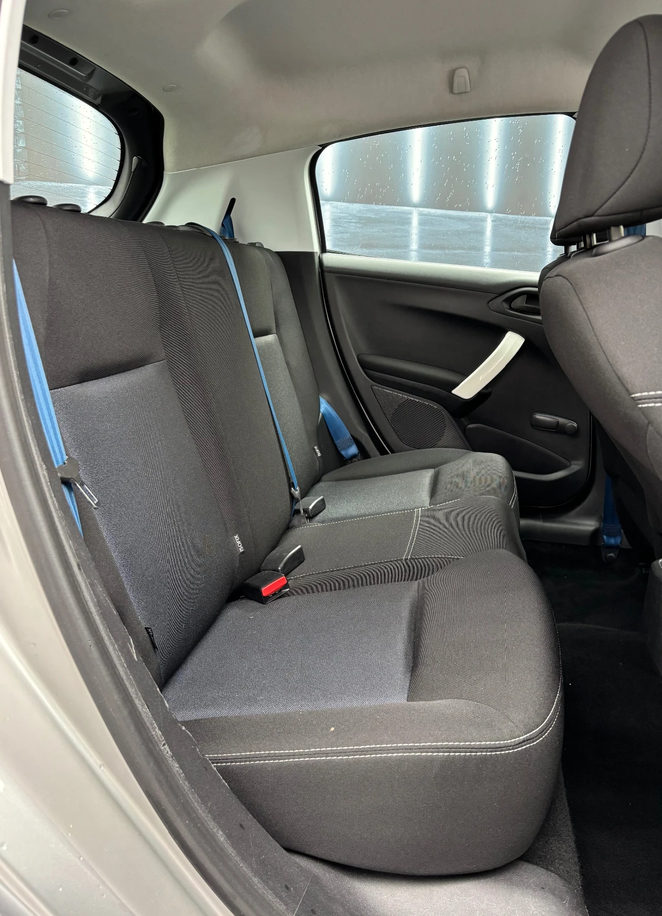 Peugeot 208    | Mobile.bg   14