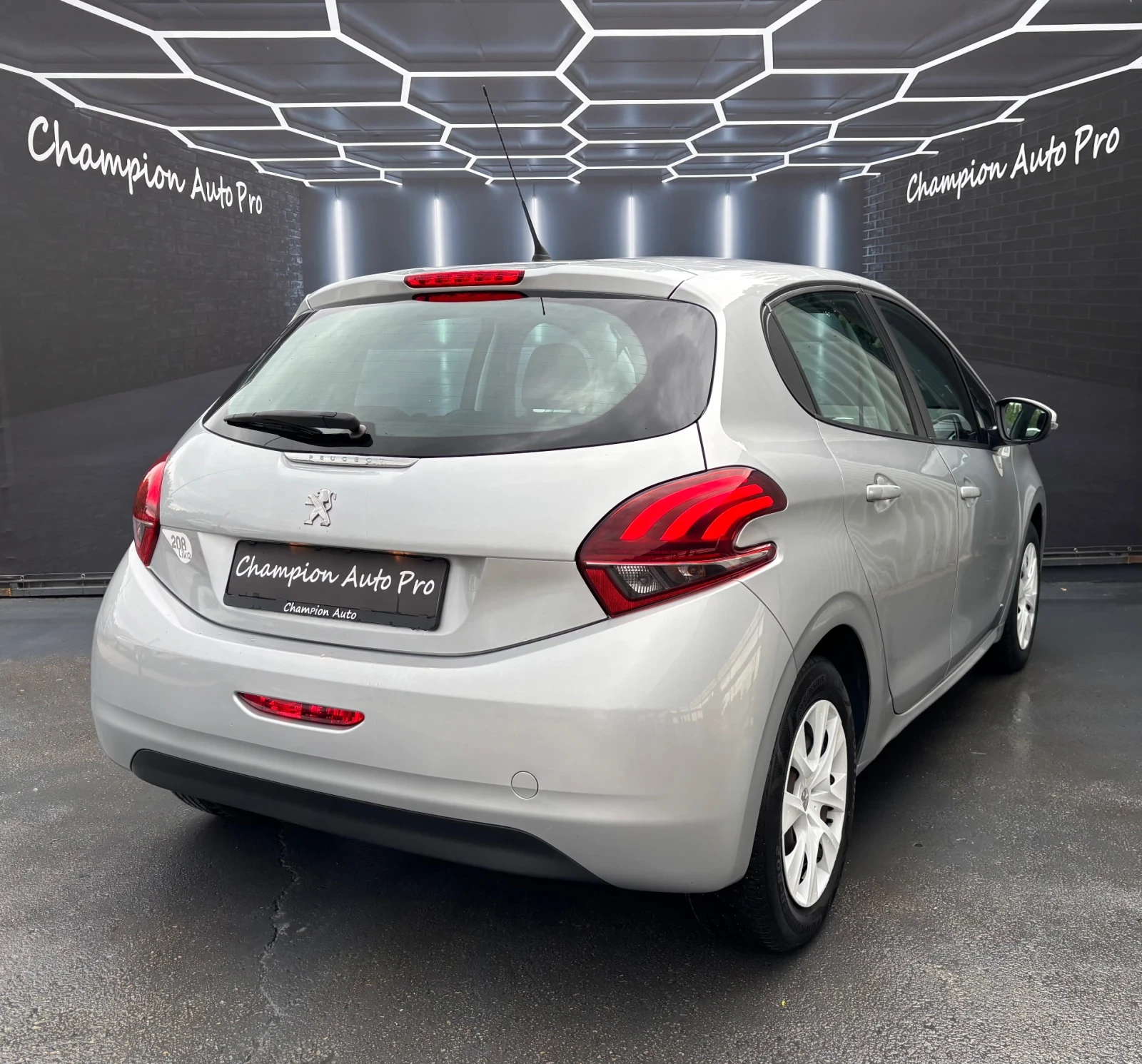 Peugeot 208 Неразличимо от Ново - изображение 6