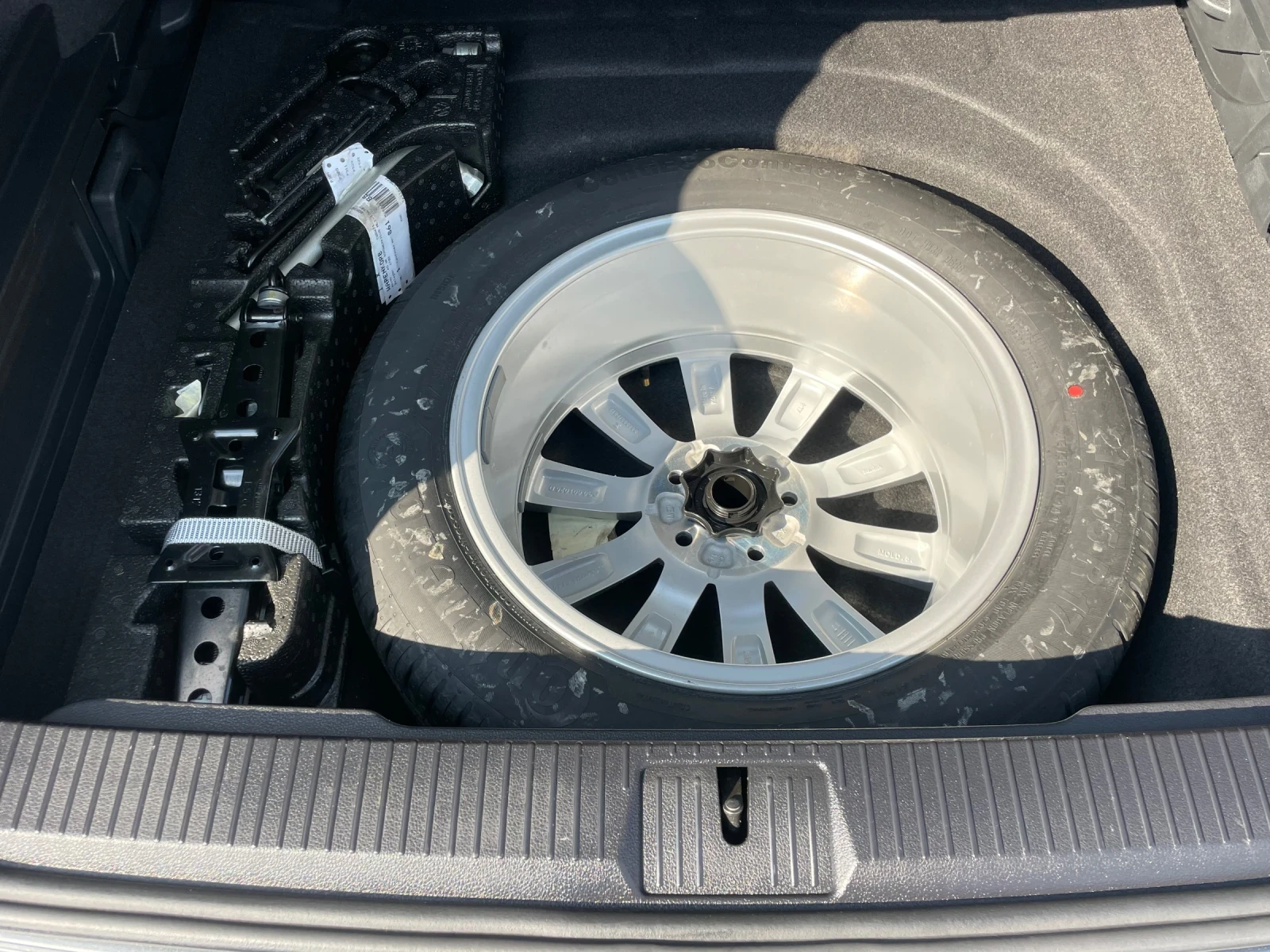 VW Passat 2.0TDi 150 к.с. COMFORT EURO 6b ИТАЛИЯ - изображение 5