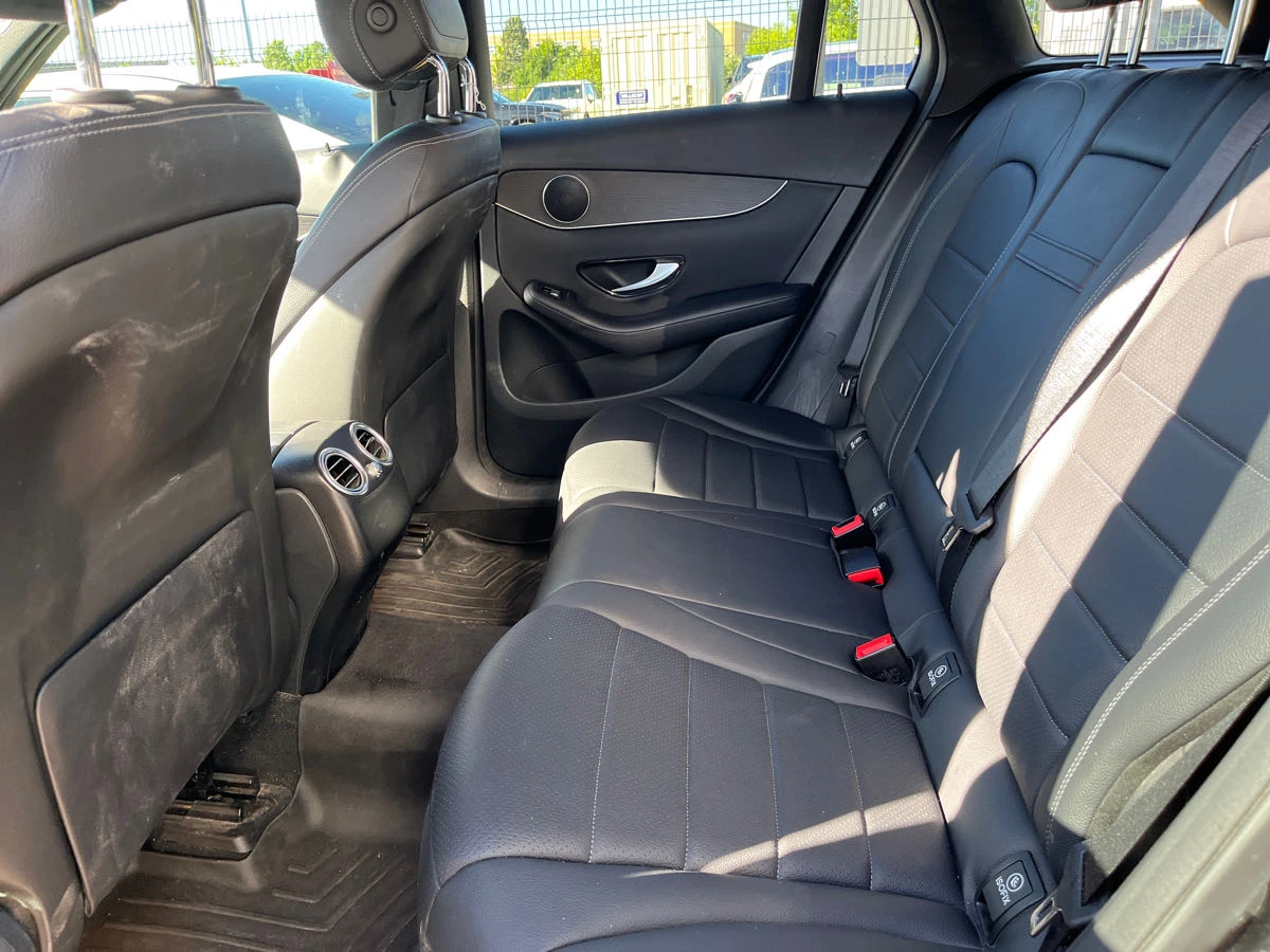 Mercedes-Benz GLC 300 * CARFAX* ОПЦИЯ ЗА ФИНАНСИРАНЕ*  - изображение 8