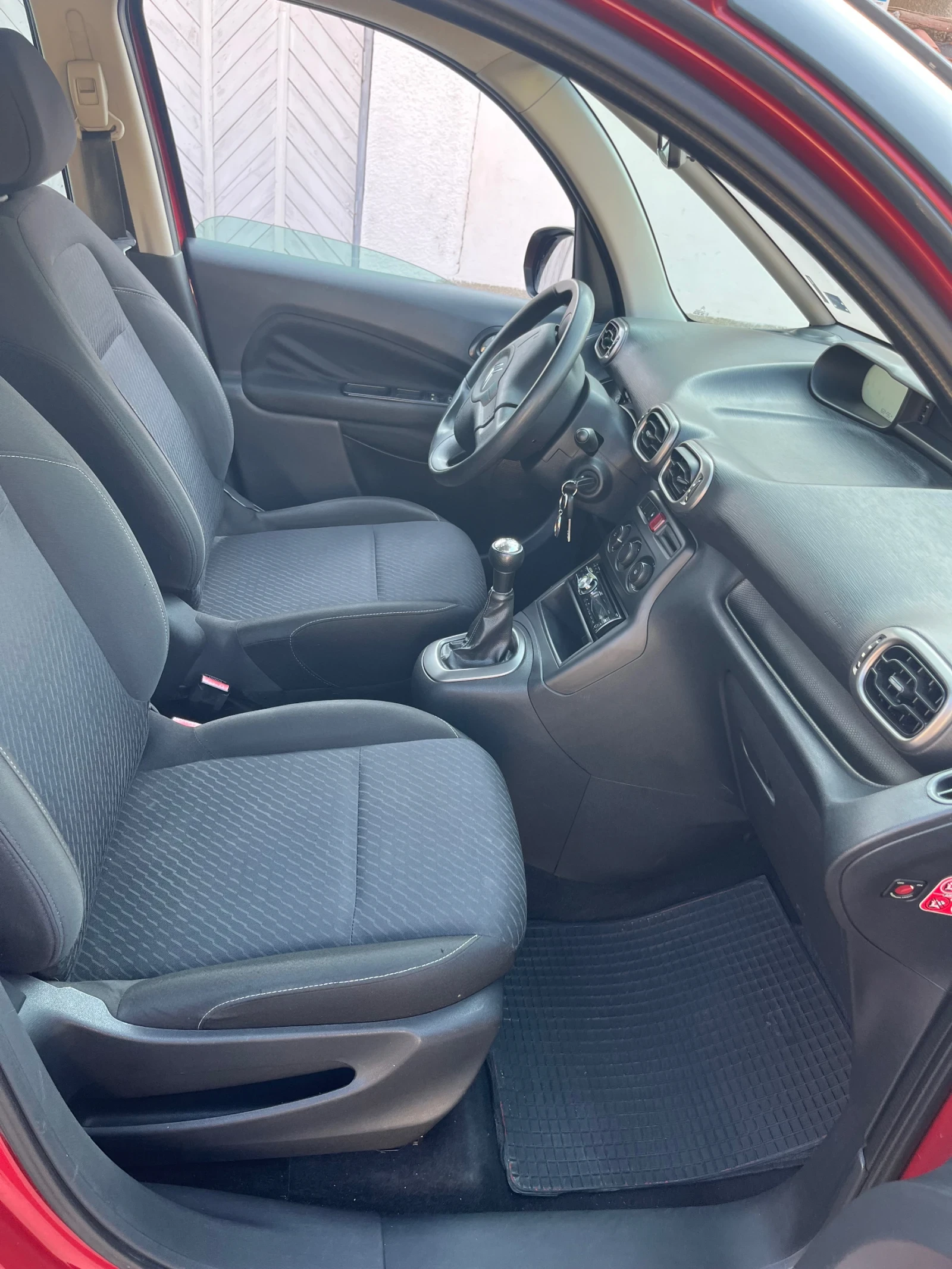 Citroen C3 Picasso  - изображение 5