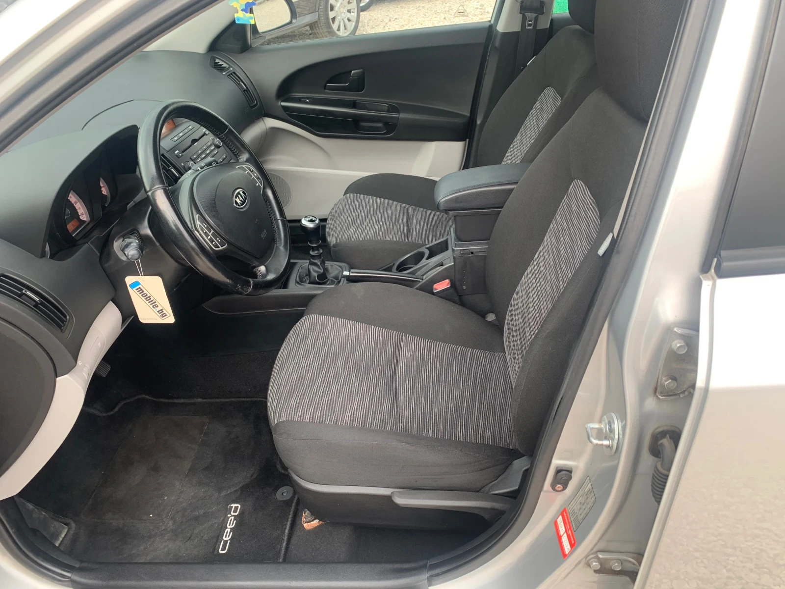 Kia Ceed 1.4i - изображение 10