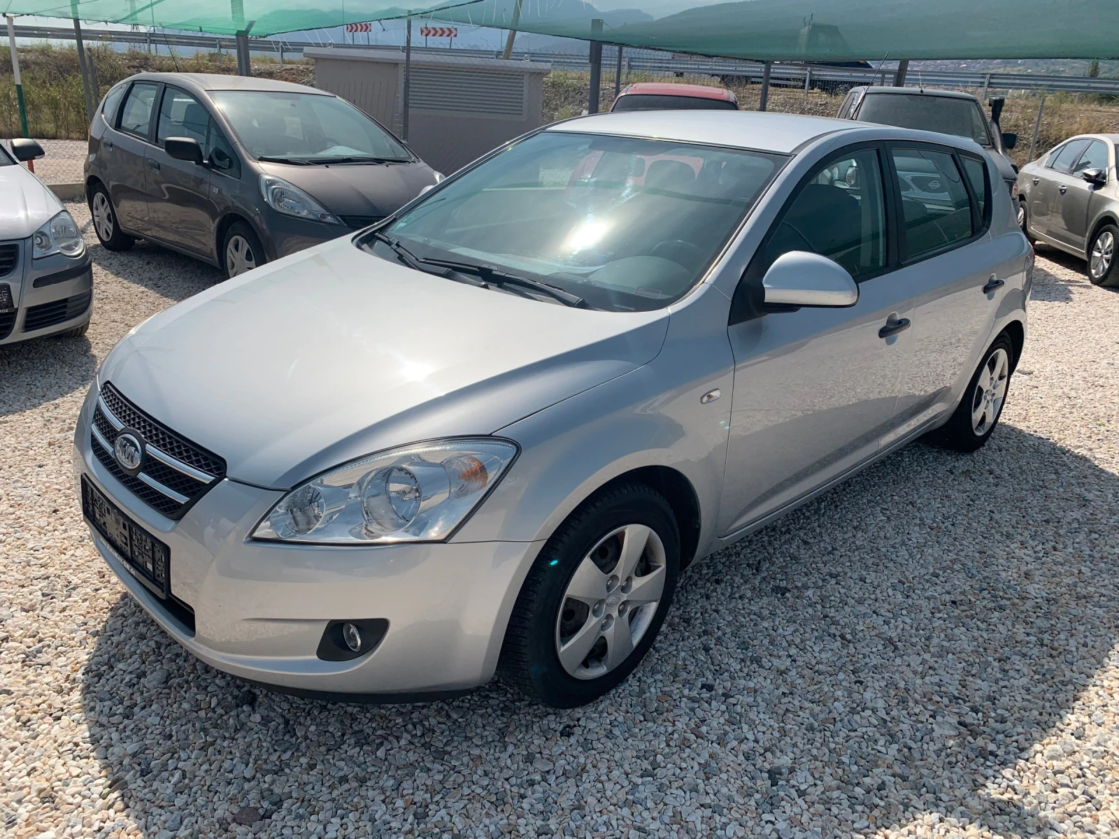 Kia Ceed 1.4i - изображение 3