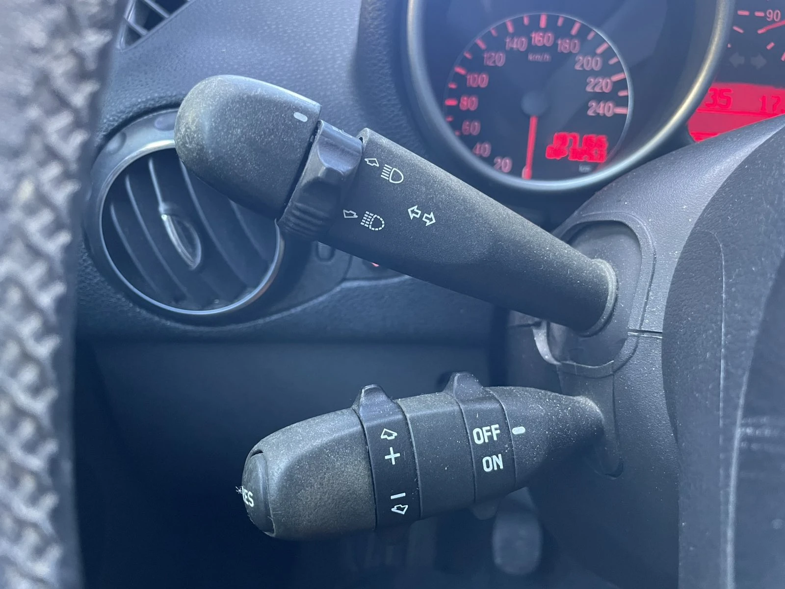 Alfa Romeo 147 1.9 JTD | Mobile.bg — изображение 15